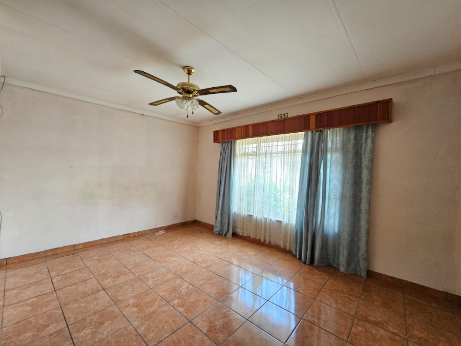 3 Bedroom Property for Sale in Vaalpark Free State